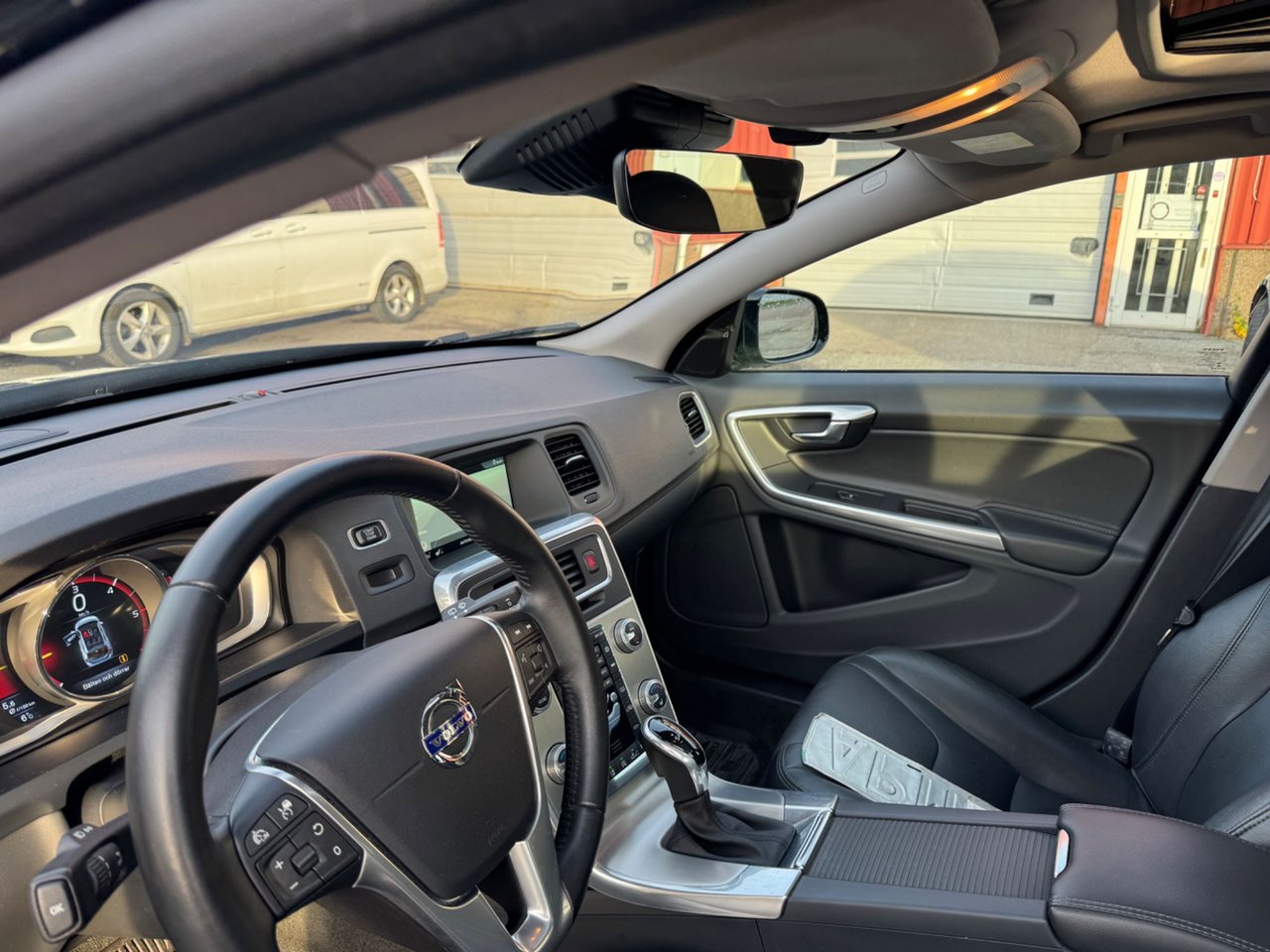 Volvo V60 Cross Country D4 Geartronic, 8-trinn, 190hk, 2016