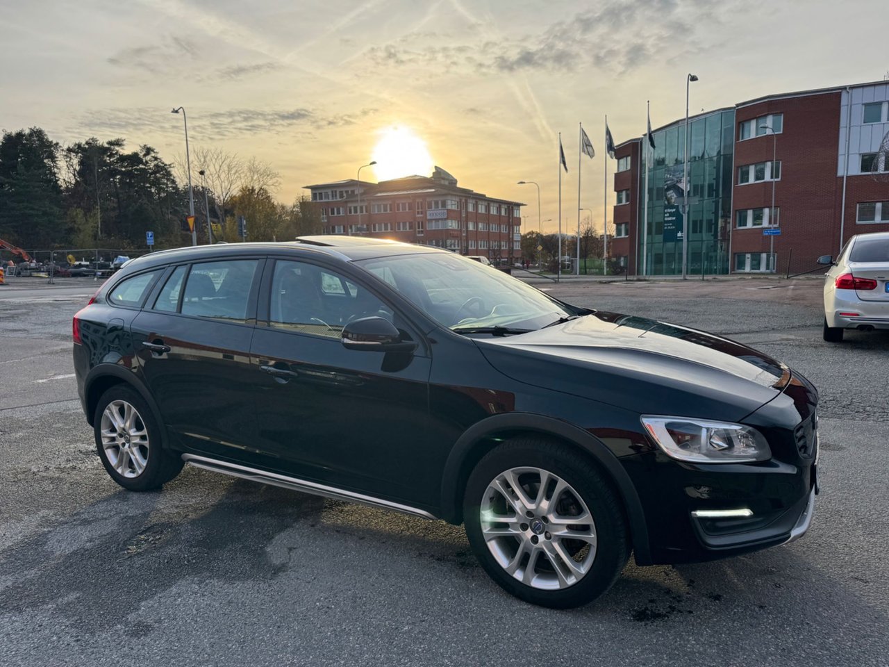 Volvo V60 Cross Country D4 Geartronic, 8-trinn, 190hk, 2016