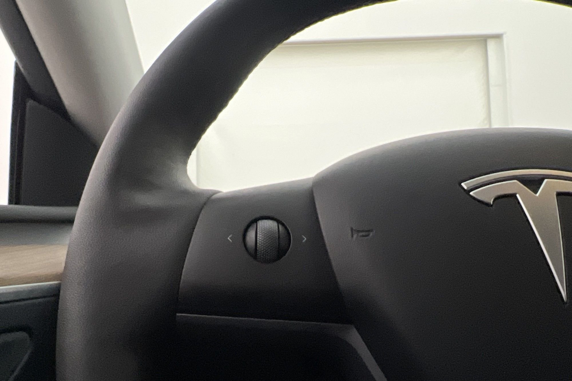 Tesla Model Y Long Range AWD, 514hk, 2023