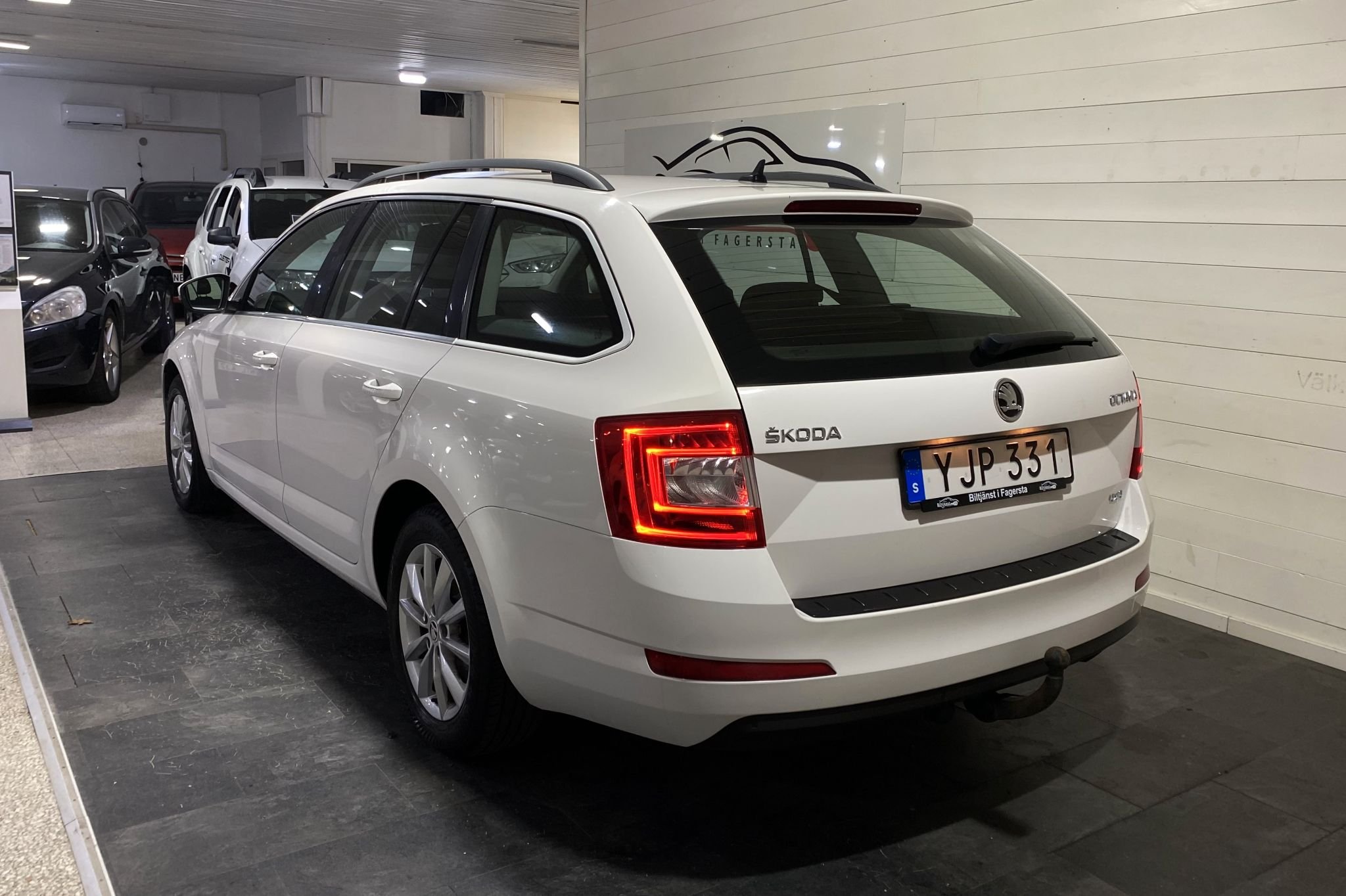 Škoda Octavia Stasjonsvogn 1.6 TDI 4x4 Manuell, 6-trinn, 110ps, 2017