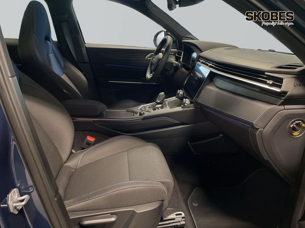 Lynk & Co 01 PHEV DCT, 261hk, 2023