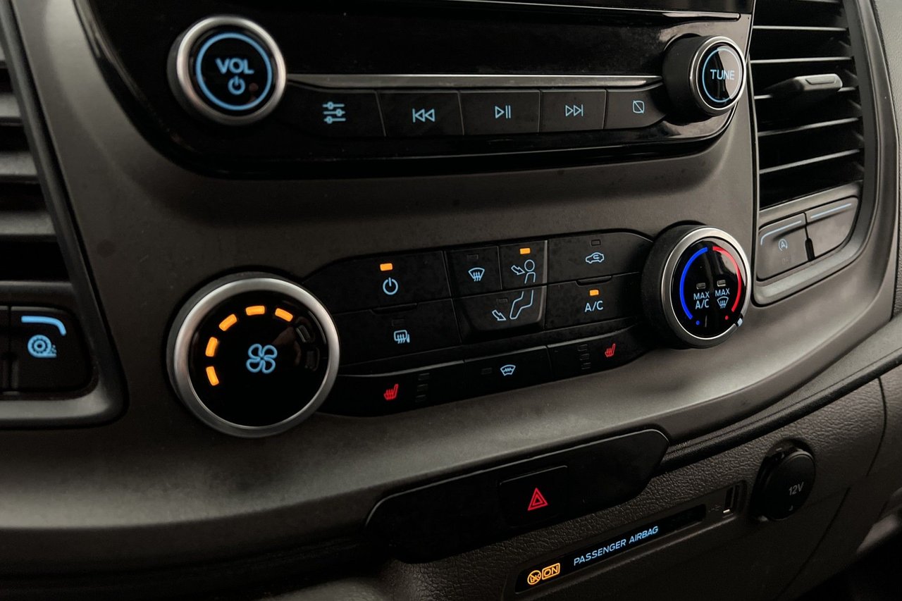 Ford Transit Custom 300 2.0 EcoBlue SelectShift, 130hk, 2022