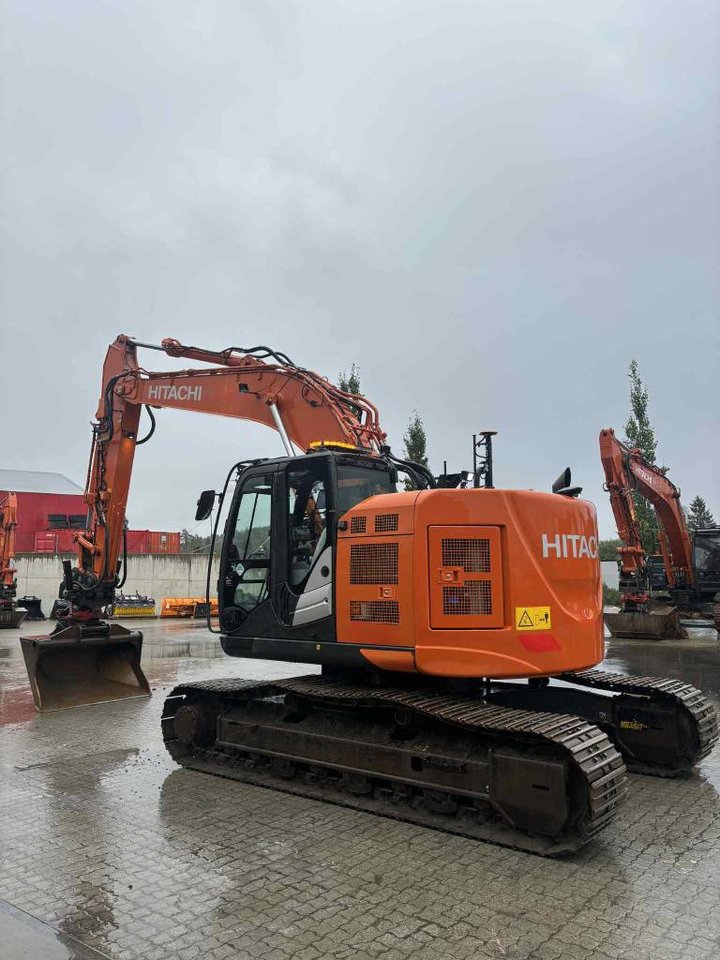Hitachi ZX225 LC-6 2019 / Top...