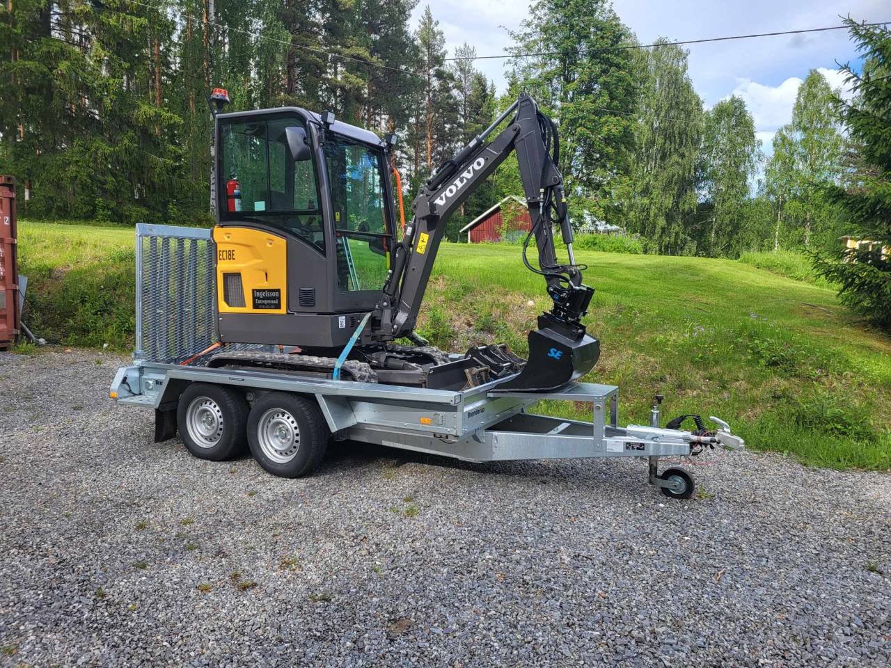 Minigrävare Uthyres.