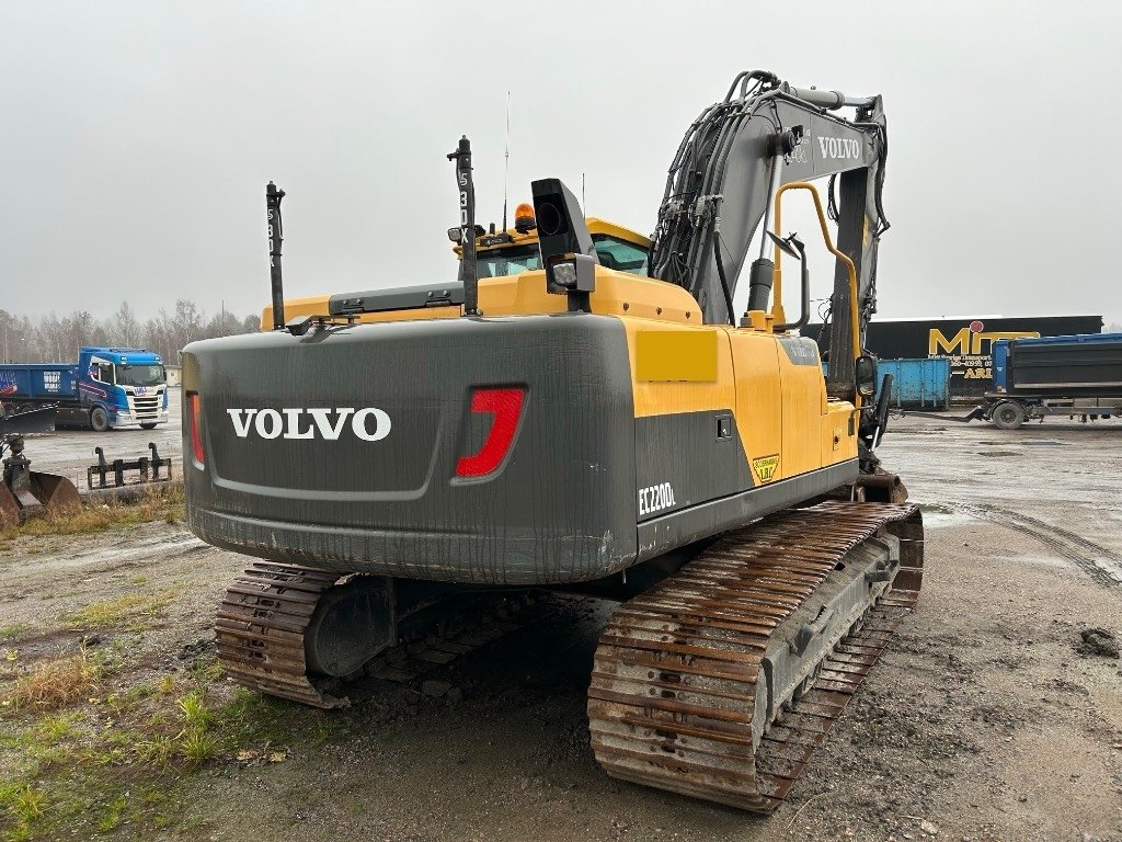Volvo EC 220 DL