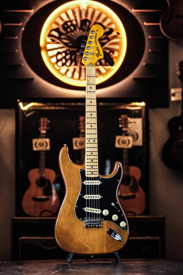 1973 Fender Stratocaster walnut