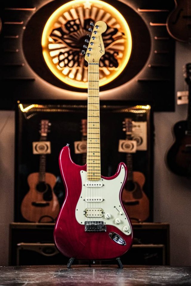 1998 Fender American Deluxe F...