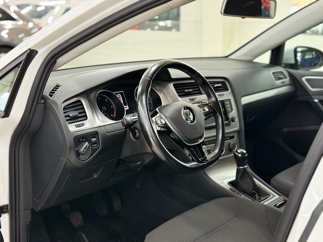 Volkswagen Golf Stasjonsvogn 1.6 TDI DPF BlueMotion Manuell, 6-trinn, 110ps, 2015