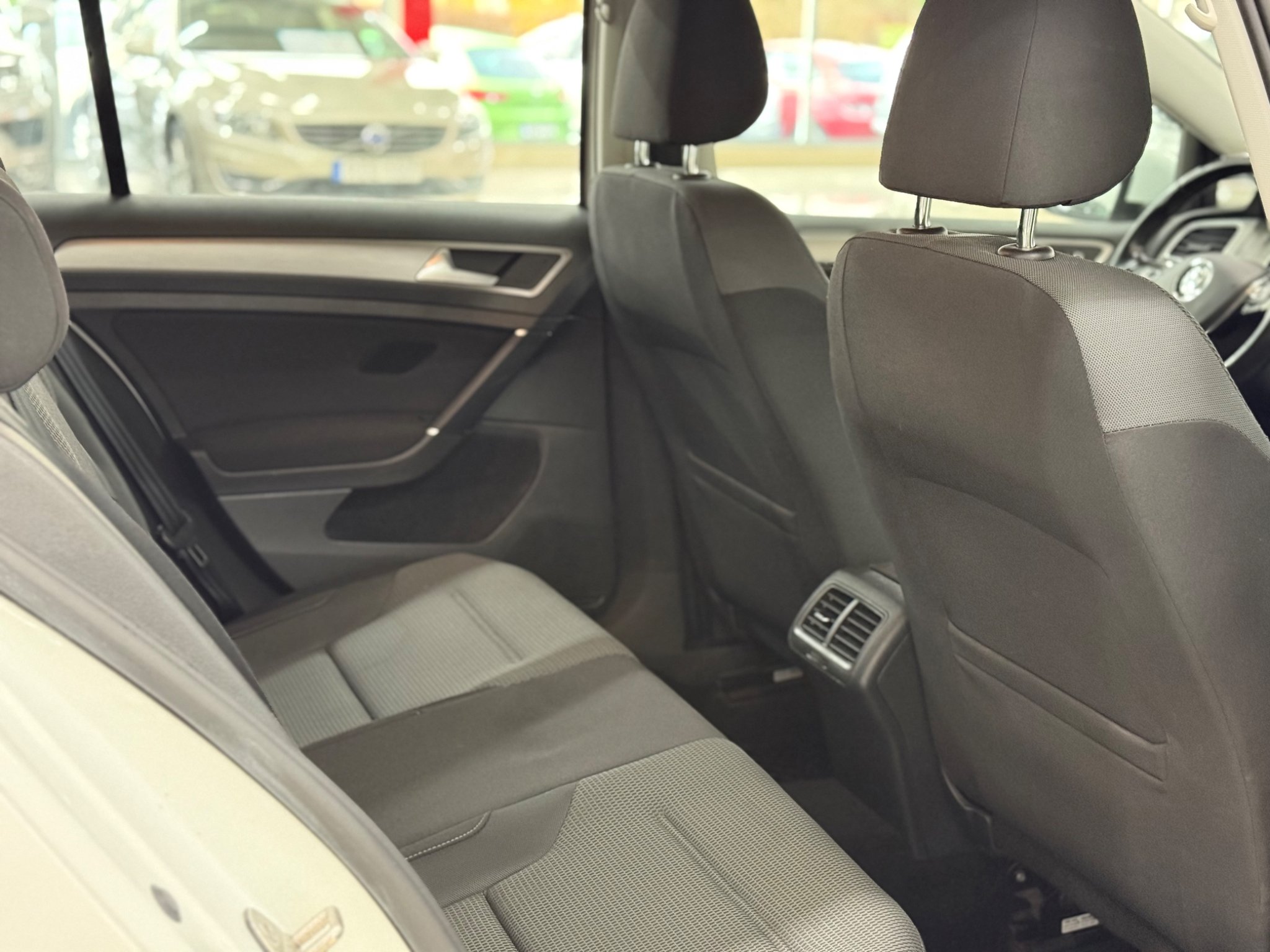 Volkswagen Golf Stasjonsvogn 1.6 TDI DPF BlueMotion Manuell, 6-trinn, 110ps, 2015