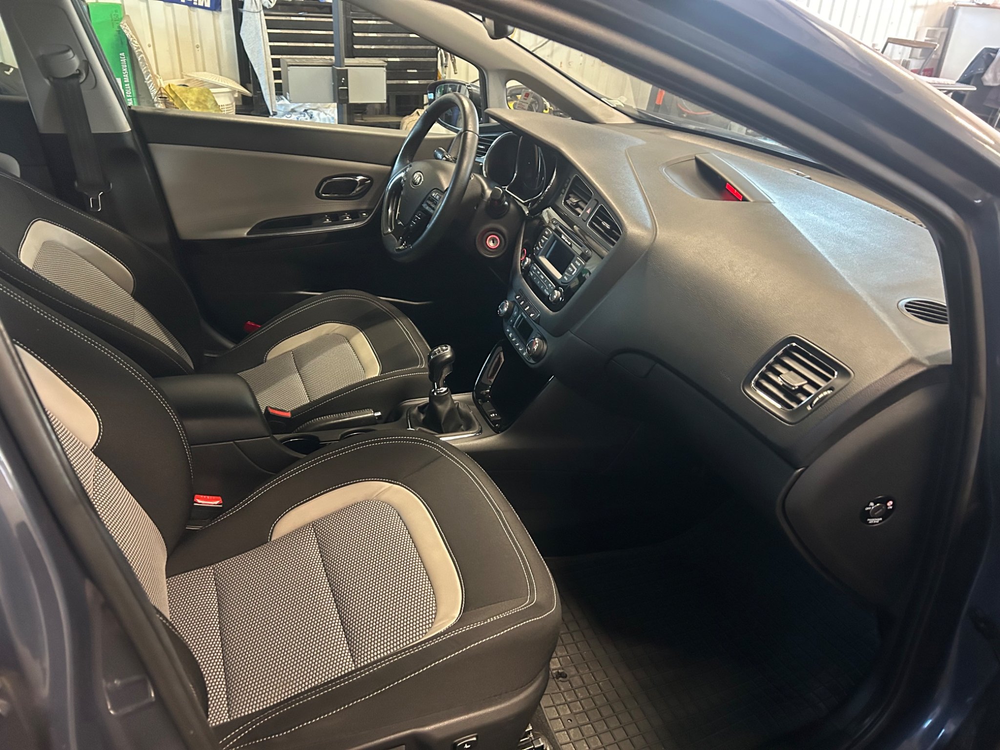 Kia cee'd_sw 1.6 CRDi Manuell, 128hk, 2013