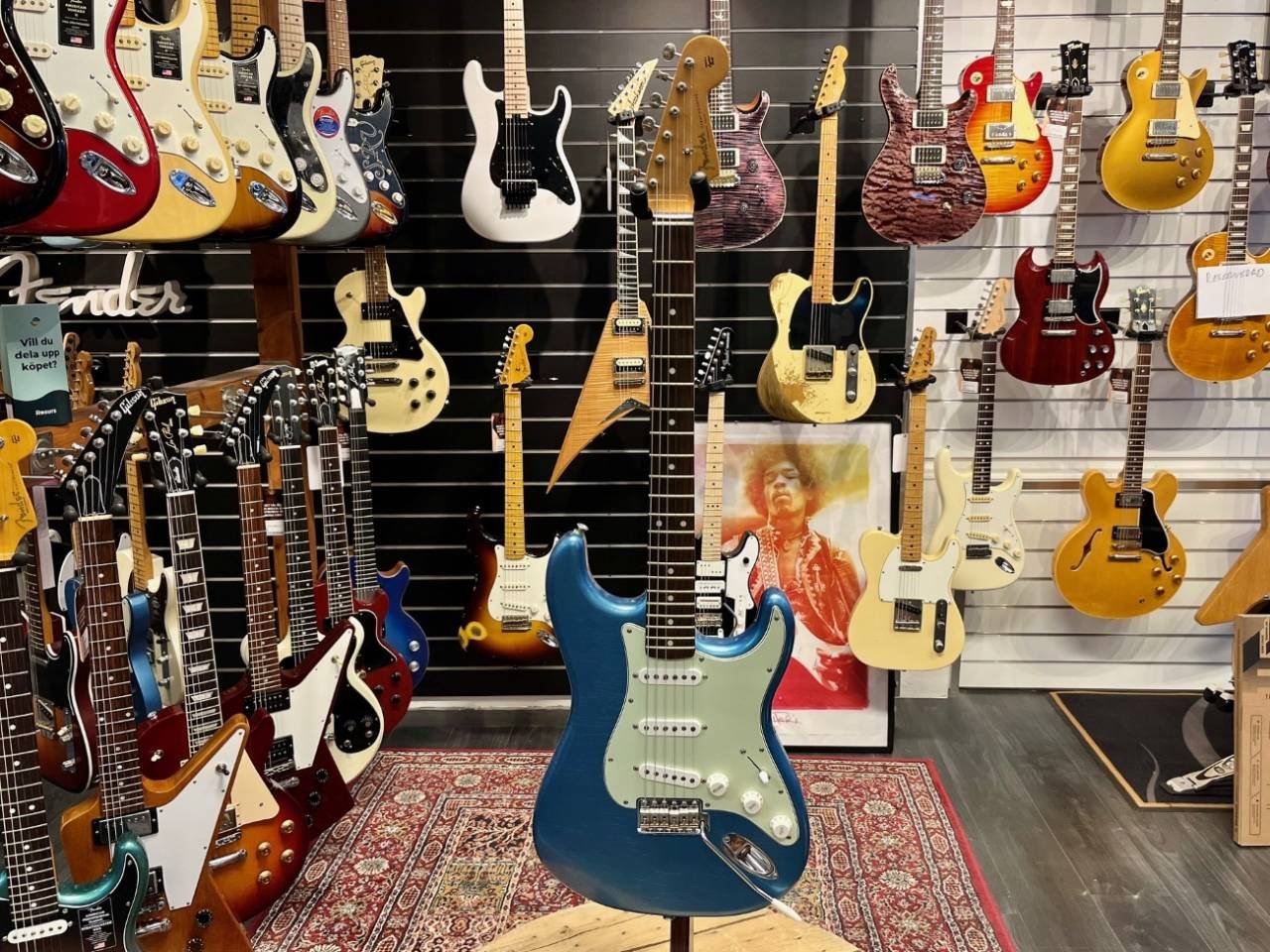 Fender Vintera Roadworn 60's ...