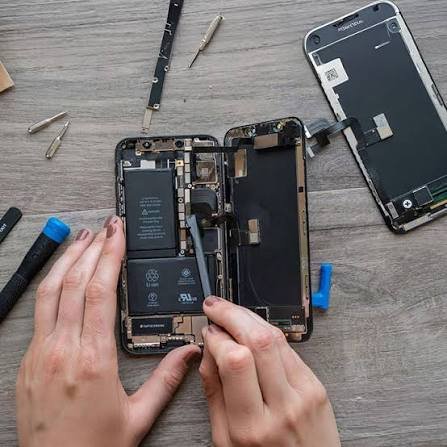 Byt skärm på din iPhone X, XS...