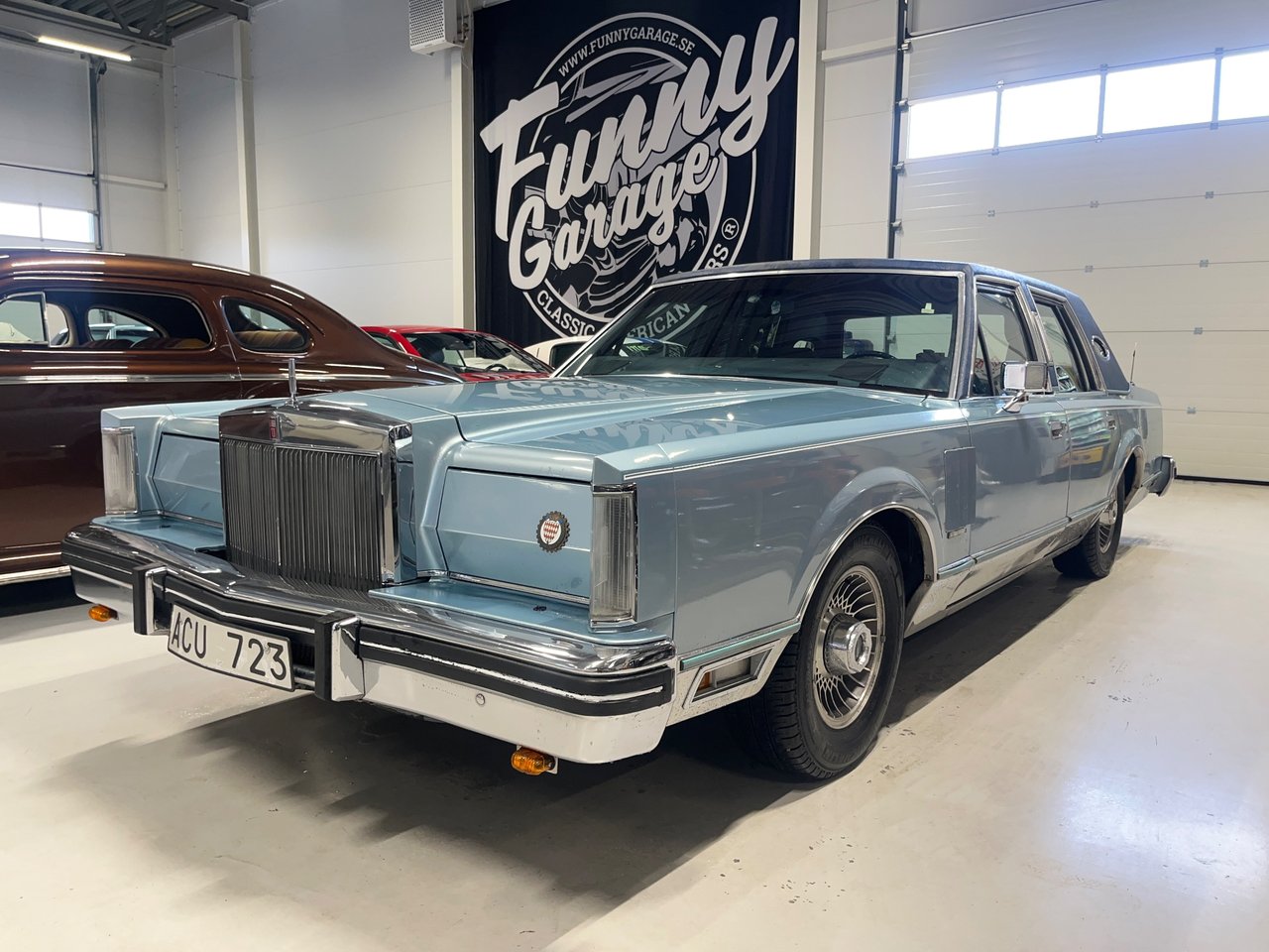 Lincoln Continental Mark VI S...