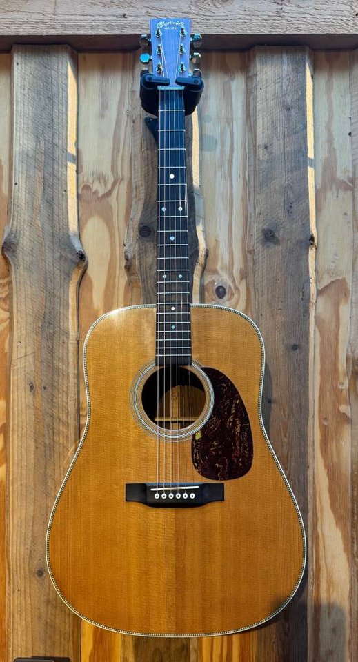 Martin HD-28 från 2001