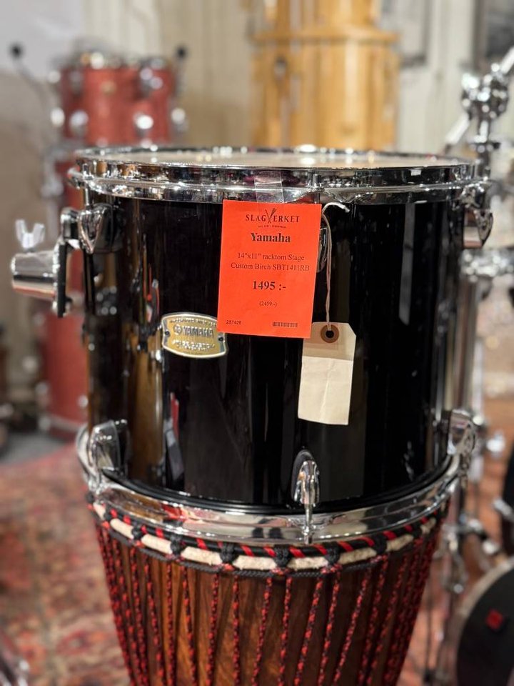 Yamaha 14x11  svart Stage Cus...