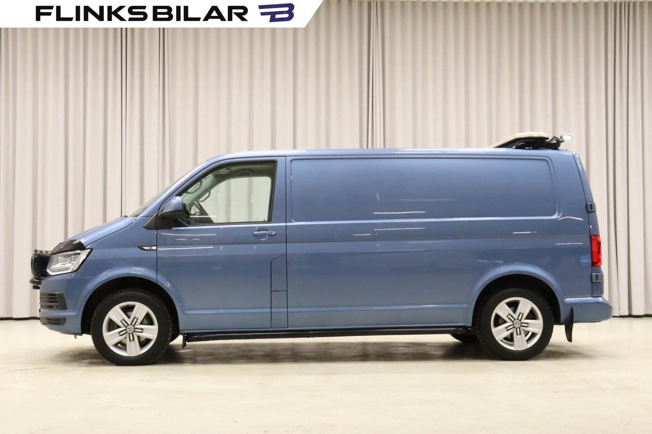 Volkswagen Transporter 4M DSG...