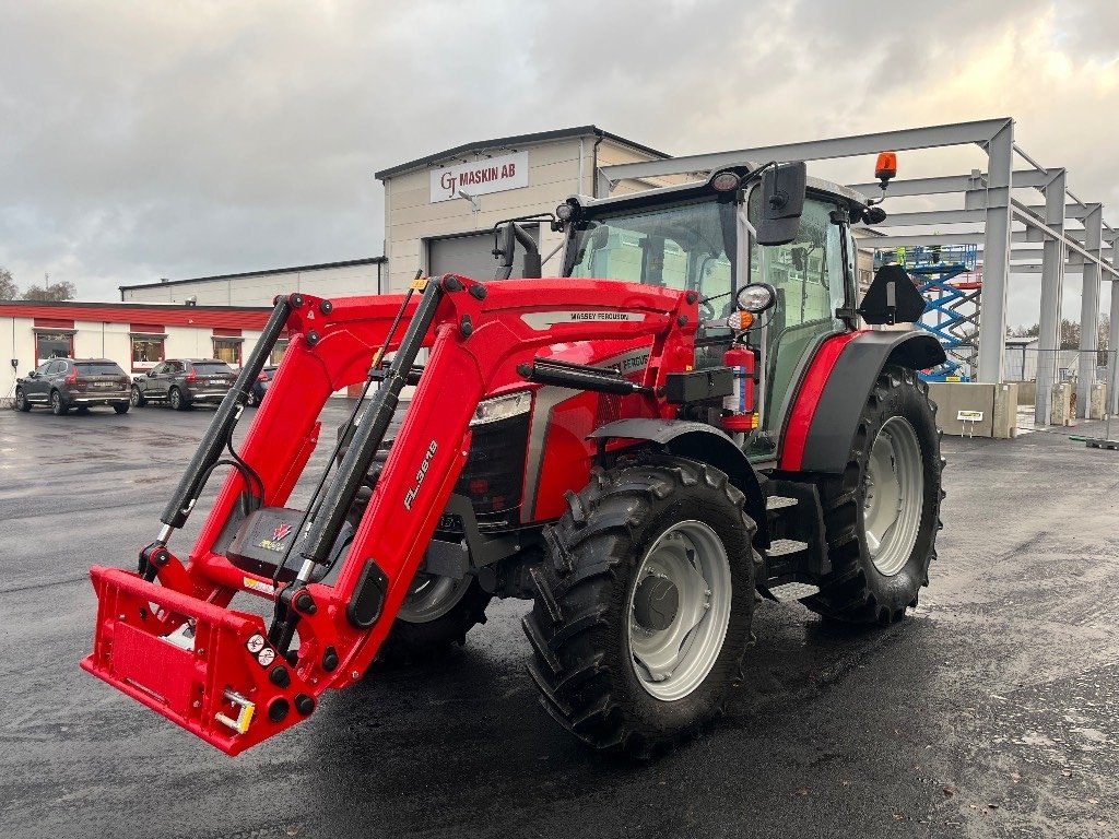 Massey Ferguson 5M.95 DYNA-4 ...