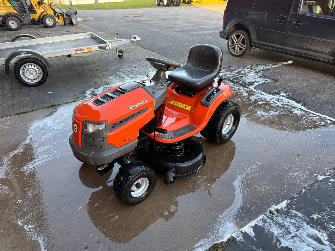 Husqvarna LTH 171 Åkgräsklippare