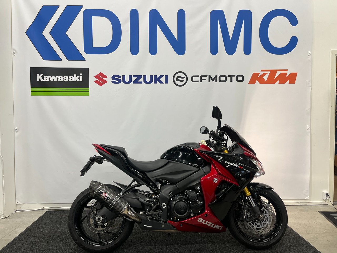 Suzuki GSX-S1000F "Nyservad"