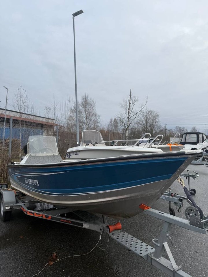 Marine 450 Family + Mercury 4...