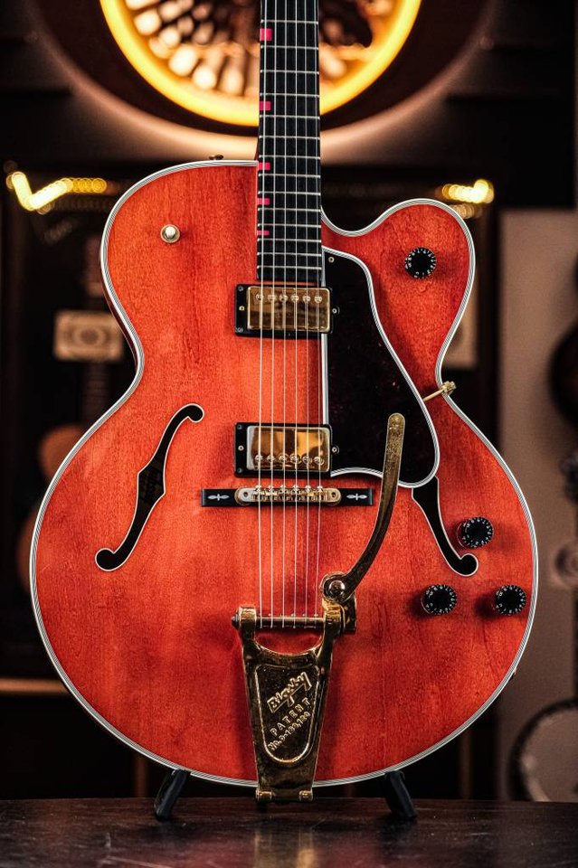 1989 Gibson Chet Atkins Count...