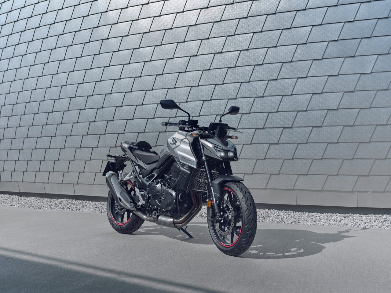 Honda CB750 Hornet Köp din 20...