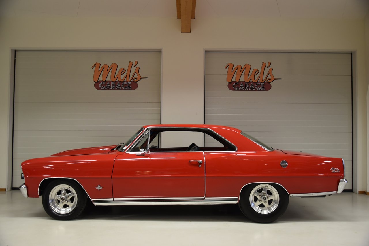 Chevrolet Nova SS 385 cui med...