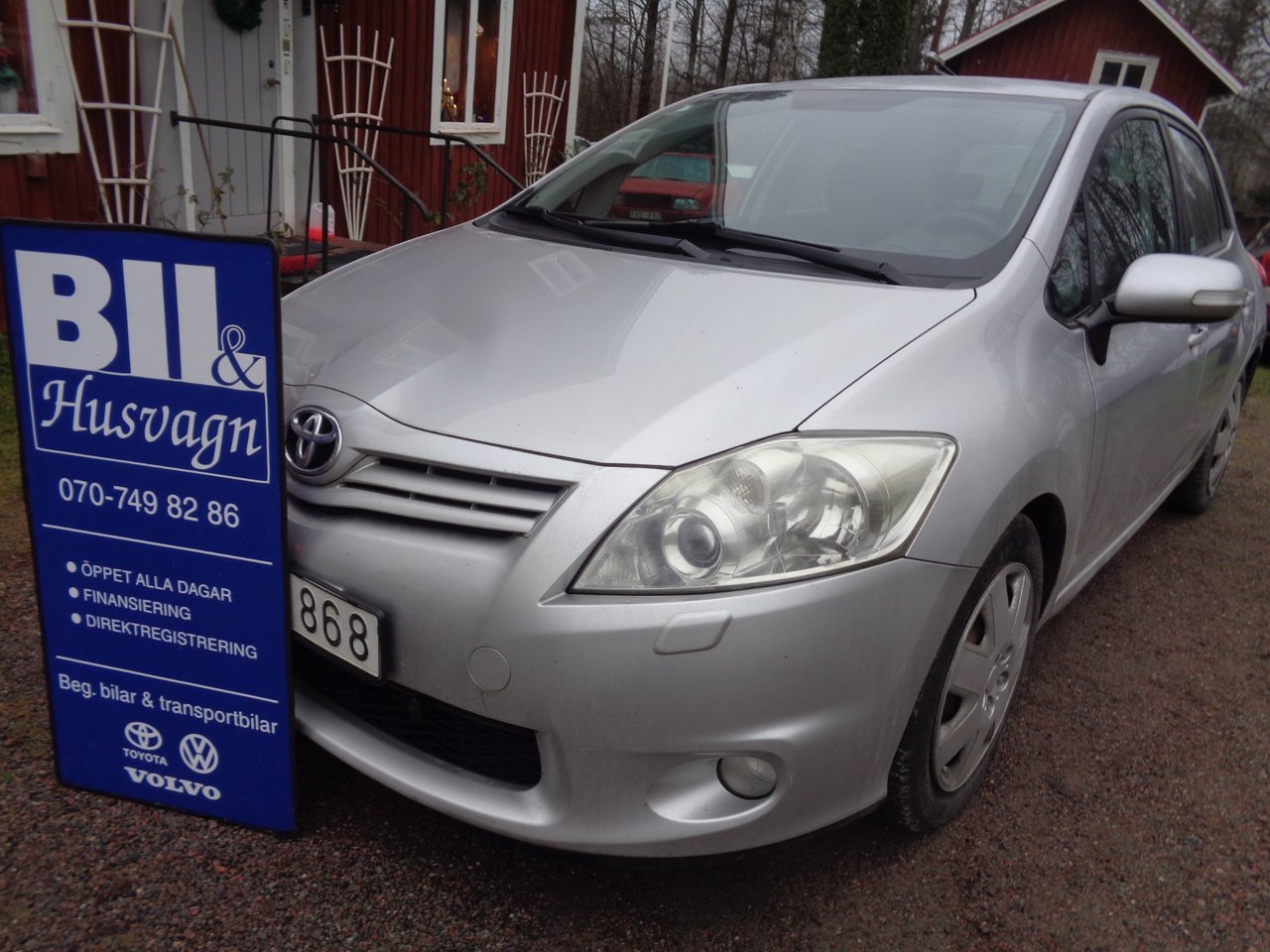 Toyota Auris 5-D1.4 EN ÄG/NYB...