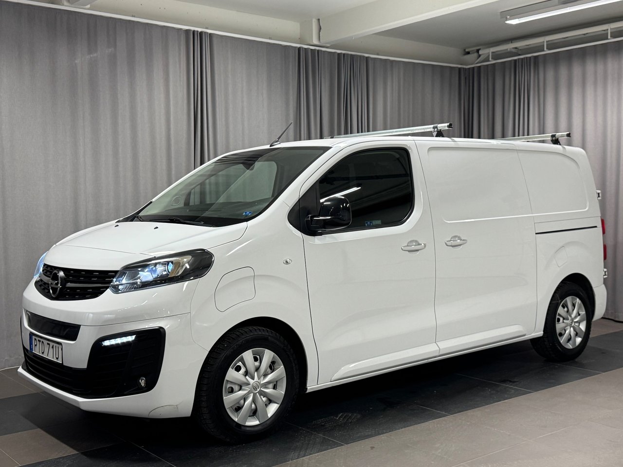 Opel Vivaro-e L2 75kWh Premiu...