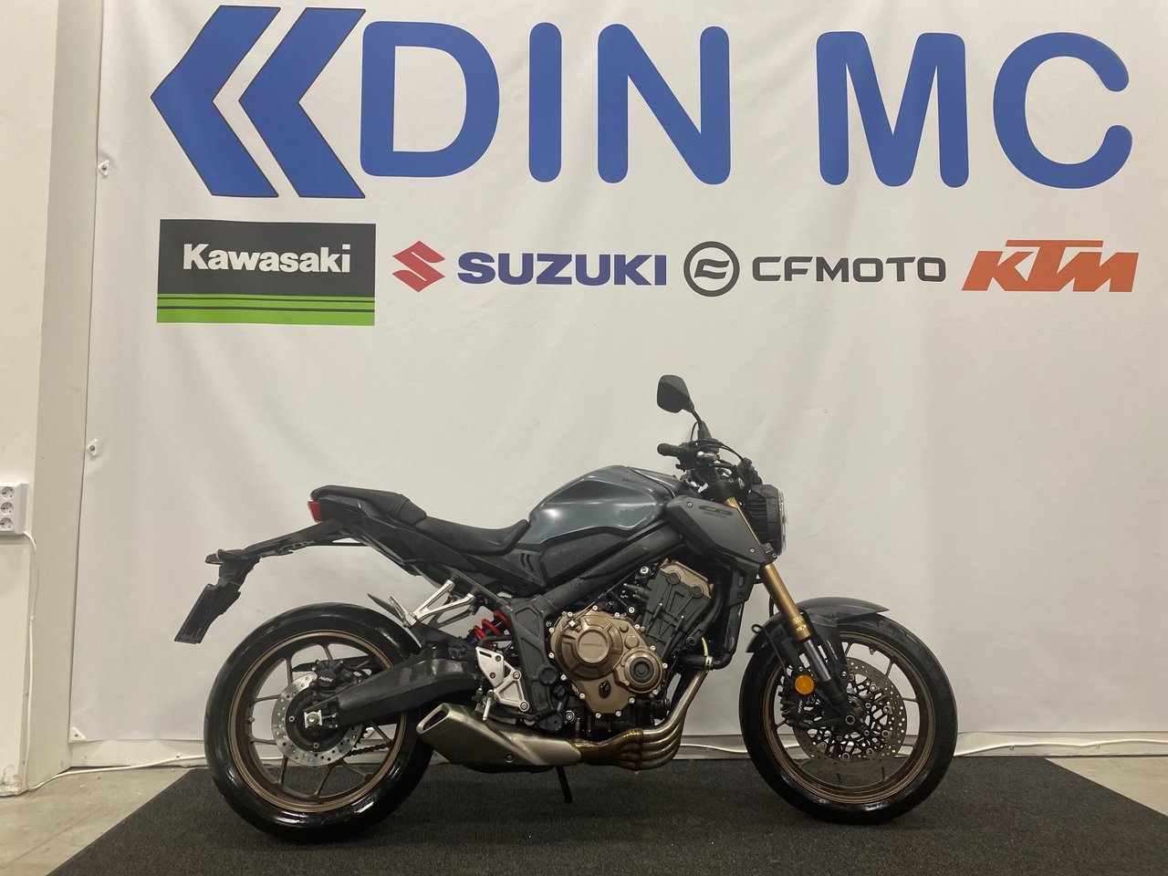 Honda Powersports CB650R "Fab...