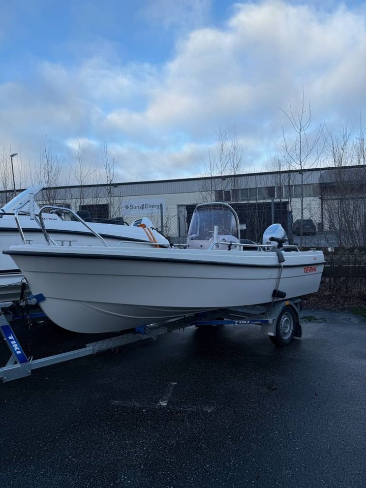 Terhi 450 CC + Honda 40 HK (2...