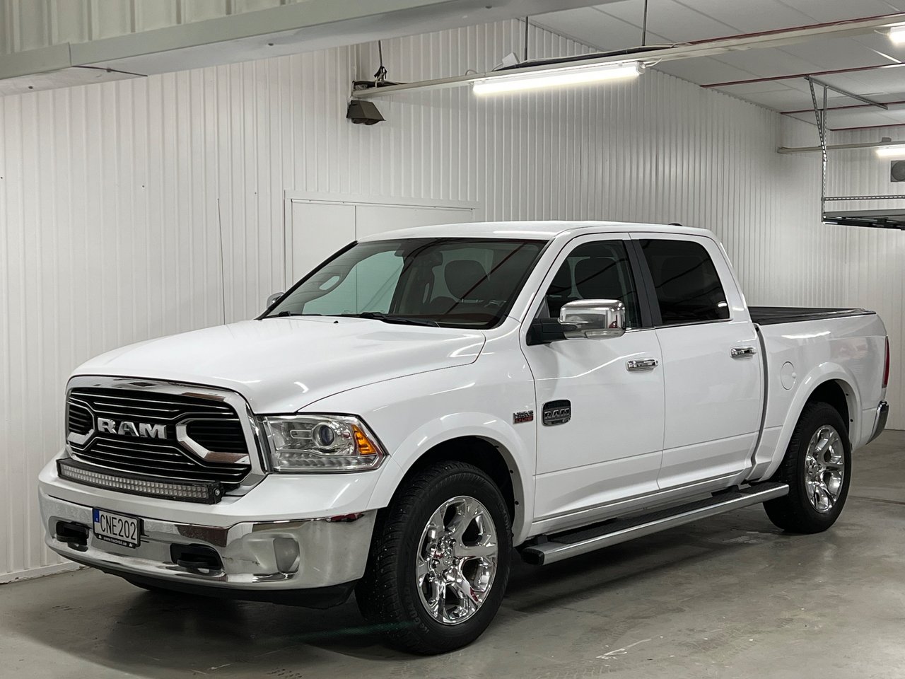 Dodge Ram Crew Cab 5.7 V8 HEM...