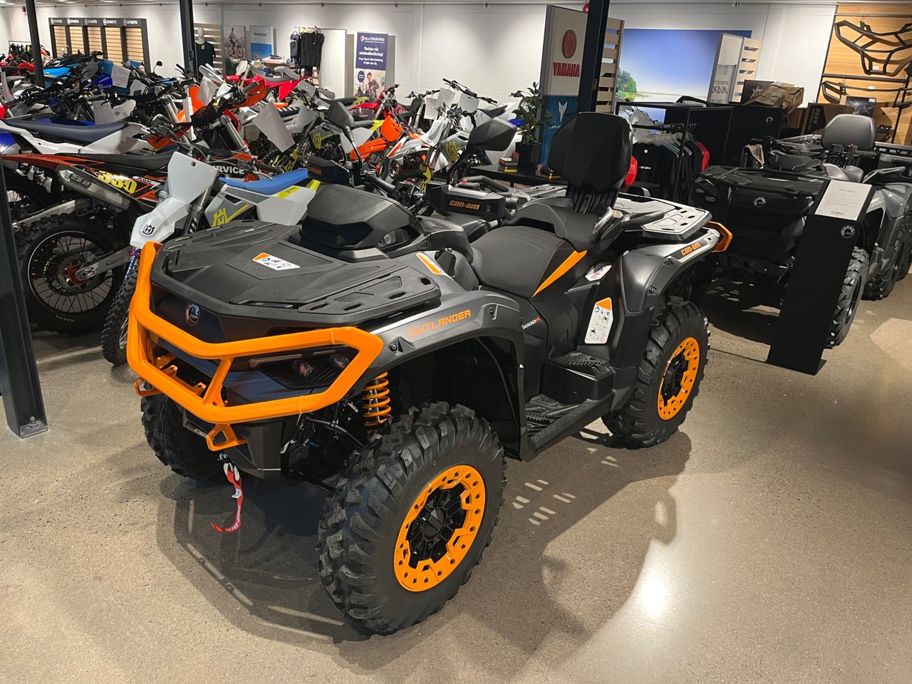 Can-Am Outlander MAX XT-P 100...