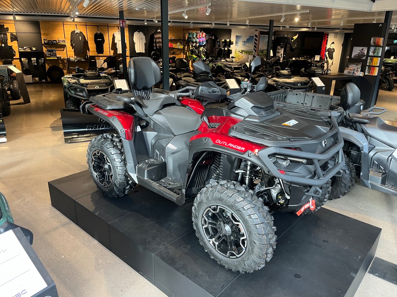 Can-Am Outlander MAX XT 850 T...