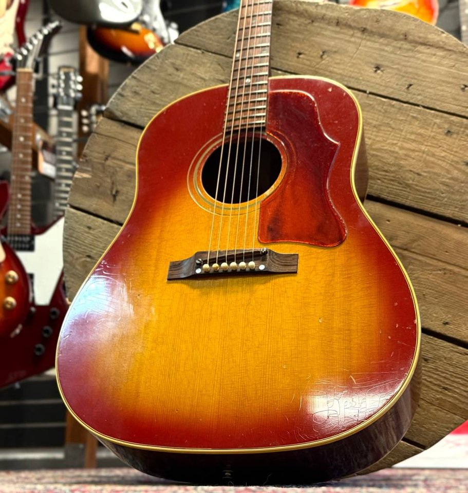 Gibson J-45 ADJ 1967