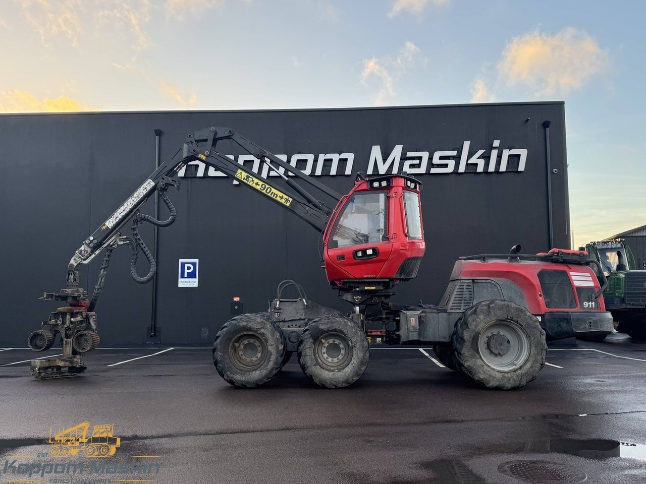 Komatsu 911, 11700h - Skördare