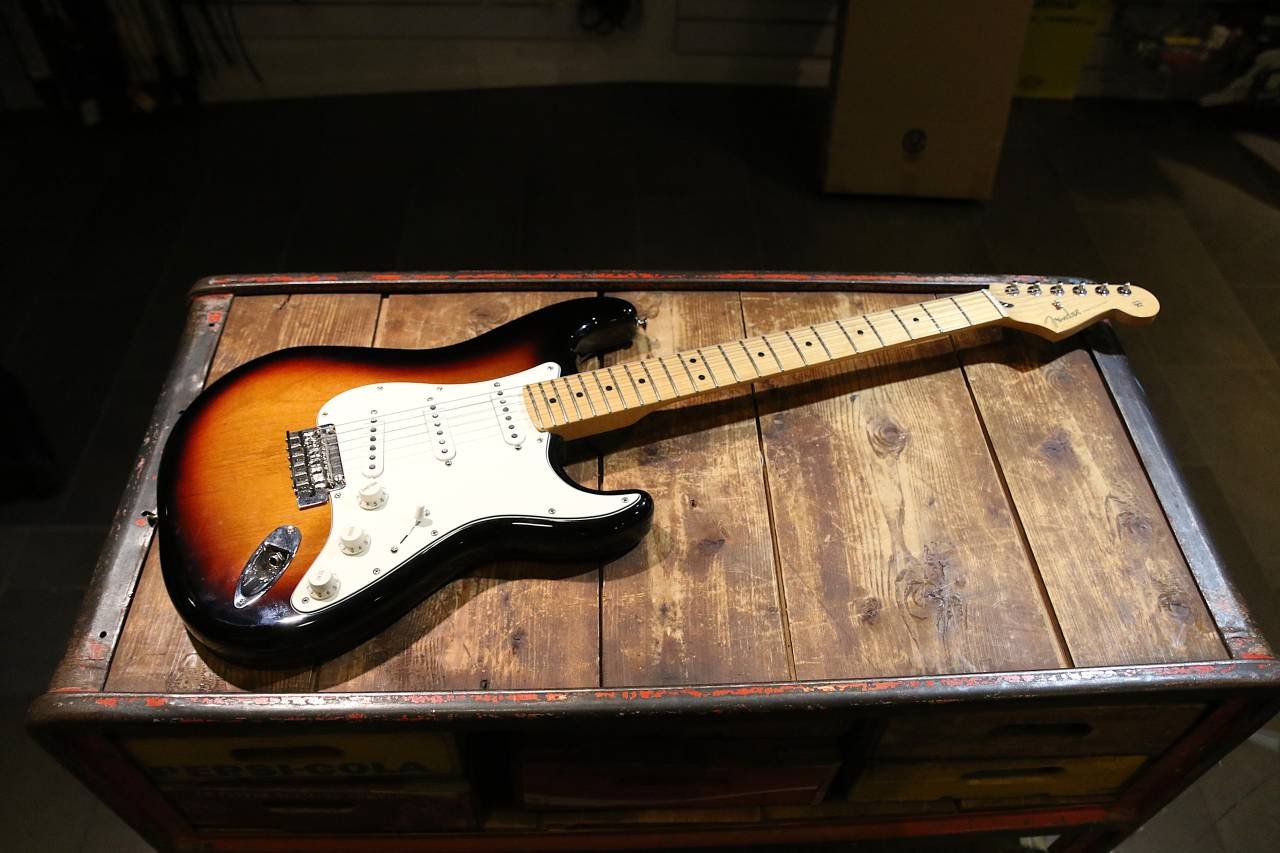 Fender Stratocaster Player Se...