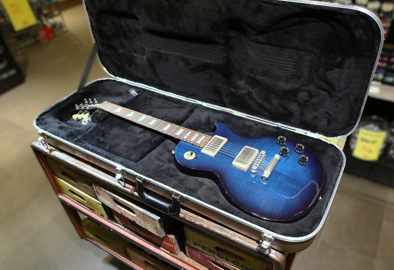 Gibson Les Paul Studio Bluebe...