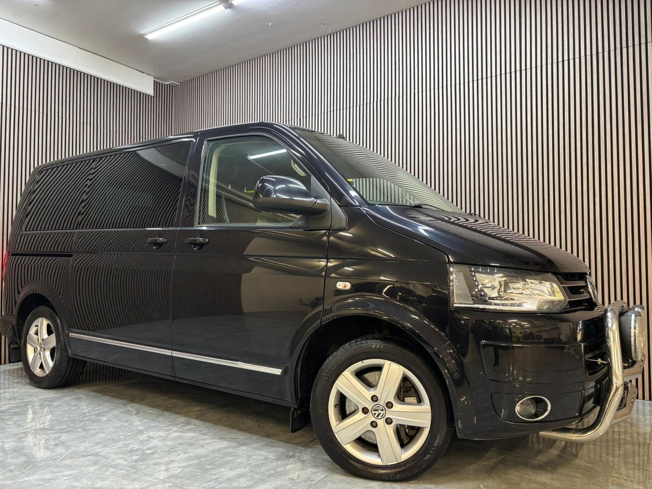 Volkswagen Multivan Highline ...