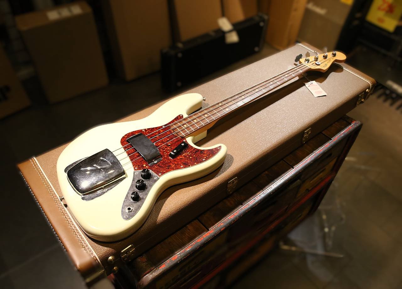 Fender Custom Shop Jazz Bass ...