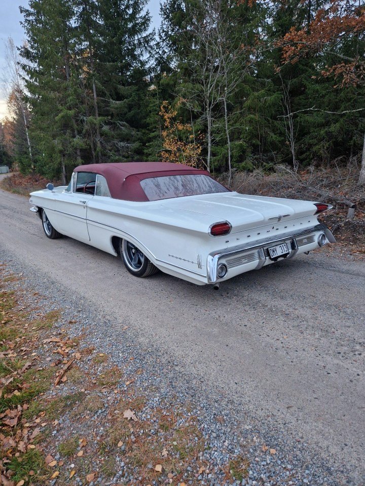 Oldsmobile Dynamic 88 Cabriolet