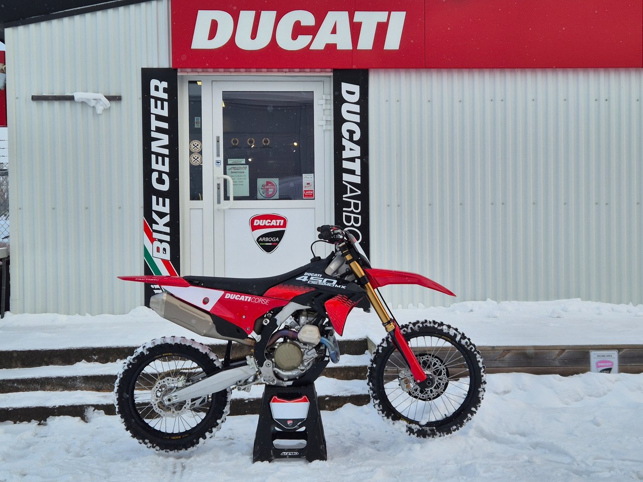 Ducati Desmo450 MX Factory *O...