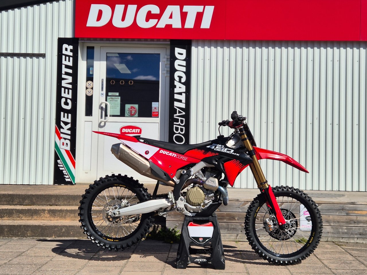 Ducati Desmo450 MX Factory *O...