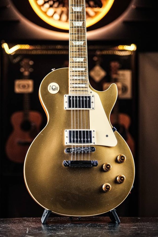 2010 Gibson Les Paul Standard...