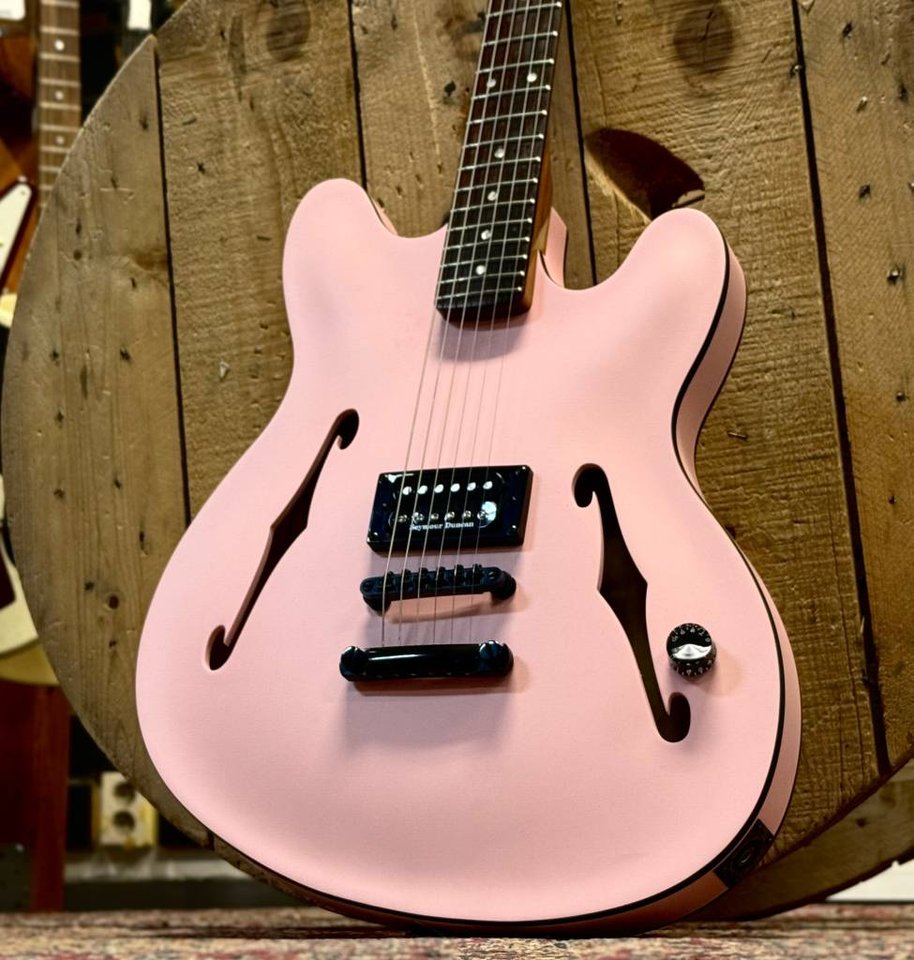 Fender Tom Delonge Starcaster