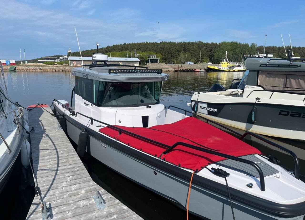 Axopar 28 Cabin – 2022 | 300 ...