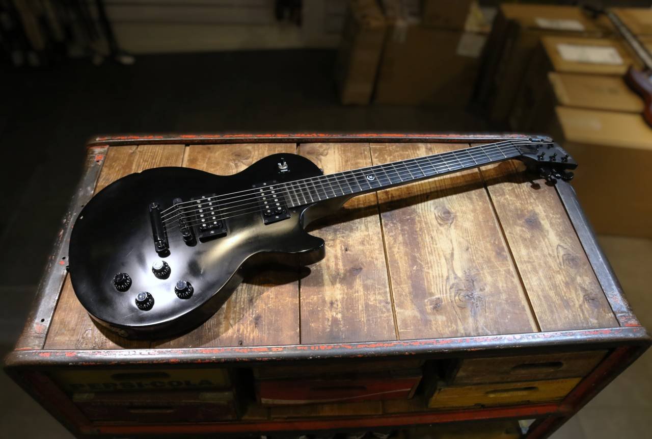 Gibson Les Paul Gothic från 2...