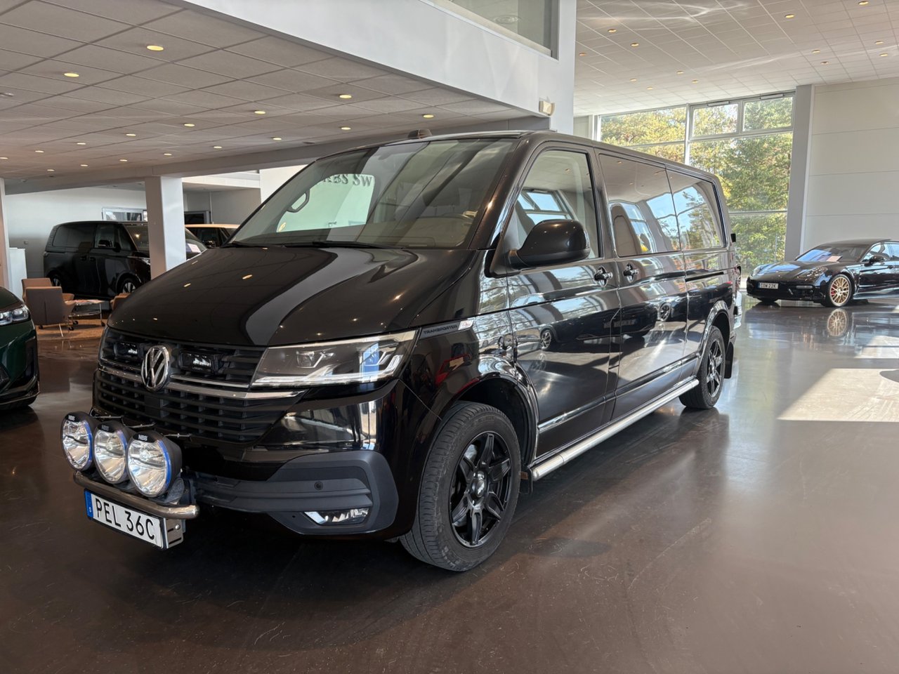 Volkswagen Transporter Kombi ...