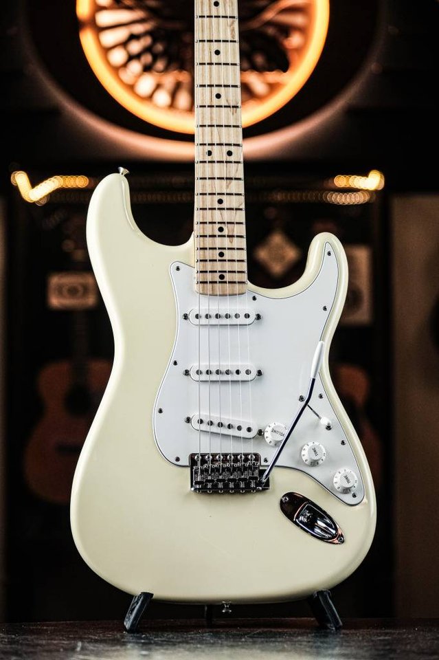 2011 Fender American Vintage ...