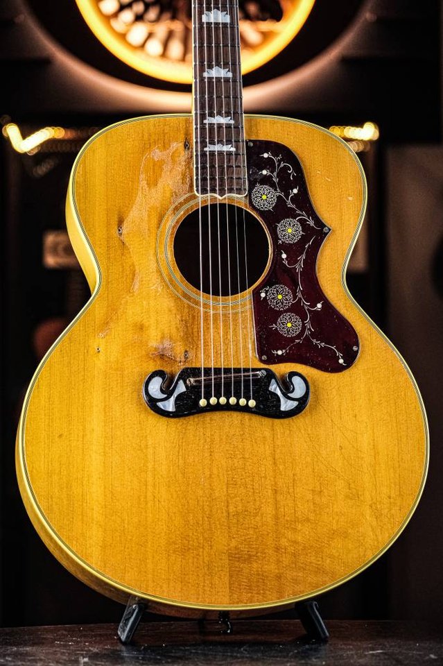 1969 Gibson J-200 natural